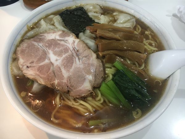 「ワンタン麺」@中華そば 丸信の写真