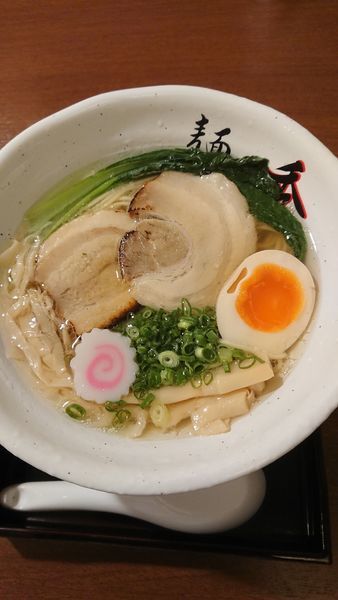 「魚介塩ラーメン800円」@麺や秀の写真