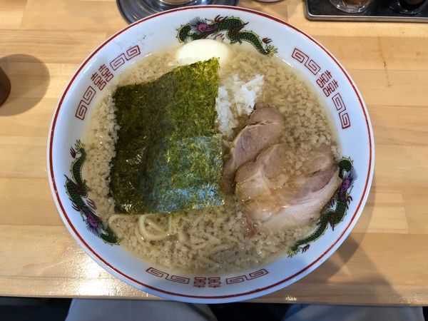 「背脂正油」@ザ・東京豚骨ラーメン屋 SAKU 牛久店の写真