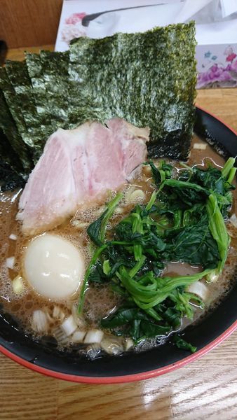 「のりほうれんそうラーメン+味玉」@麺家 紫極の写真