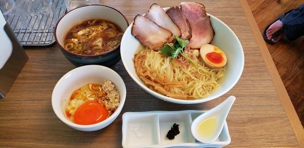 「特製昆布水つけ麺　ラー油玉子かけごはん」@中華そば 和渦 TOKYOの写真