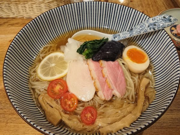 「冷やし出汁そば 880円＋追加豚肩ロース250円＋八海山　他」@中華そば きなりの写真