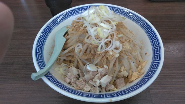 「まぜそば850円」@金町角ふじの写真