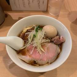 醤油らーめん 味玉