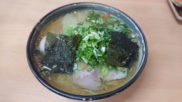「塩贅沢盛り1200円+他」@支那そば一麺 豊里店の写真