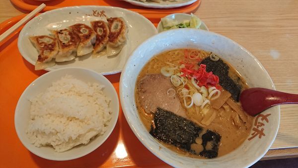 「とん太めん780円+他」@ラーメンとん太 大洗店の写真