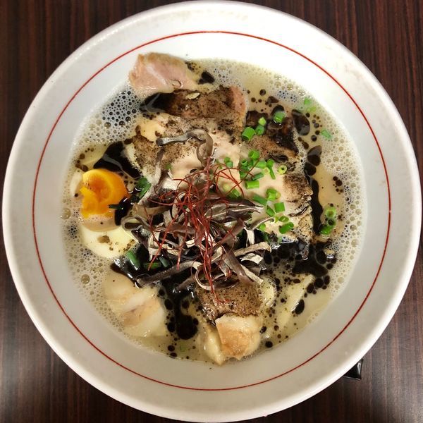 「特製拉麺 黒 (850円)」@拉麺 べっぷんちの写真
