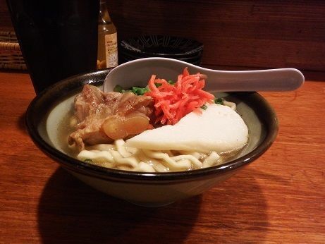 「ソーキそば（小）」@沖縄酒場 みんさぁの写真