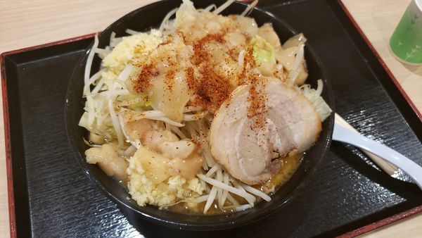 「みそラーメン全マシニンニクアブラ　トリプル❗」@ジャンクガレッジ イオン北戸田店の写真