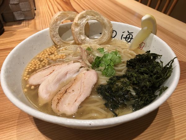 「冷やし淡麗煮干し」@らーめん専門 和海 なんば店の写真