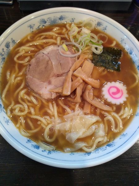「ラーメン 730円 中盛無料(400g)」@中華そば・もりそば  さい。の写真