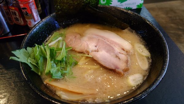 「らーめん」@ラーメン西輝家 長後店の写真
