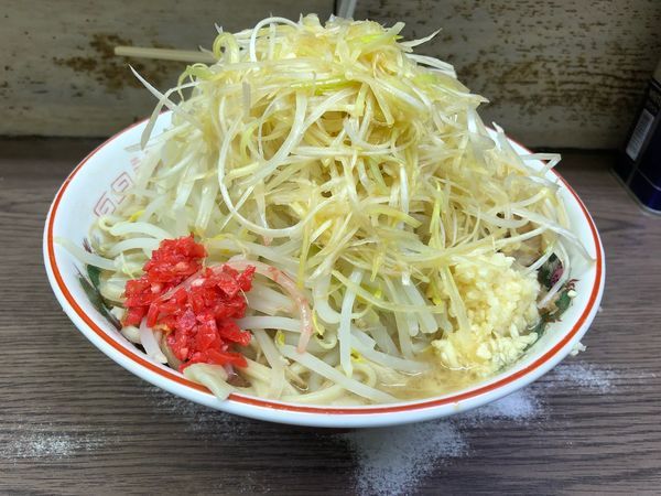 「ラーメン・ネギ」@ラーメン二郎 横浜関内店の写真
