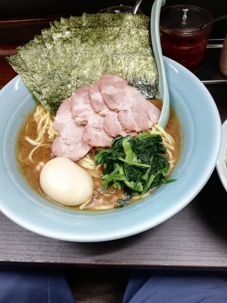 「海苔たまチャーシュー麺 1、5玉 1200円」@横浜家系らーめん 五十三家の写真