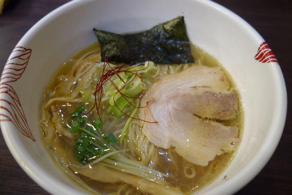 「【限定】貝出汁白醤油らーめん」@麺処 あす花の写真