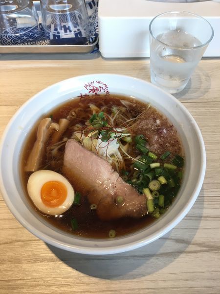 「煮干し中華ソバ 醤油」@らあめんとおばんさい 麺乃夢恋の写真