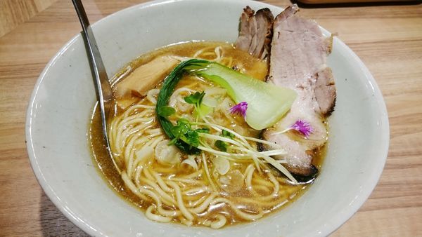 「のどぐろと宇和島産真鯛ラーメン（900円）＋ピリ辛半熟卵丼」@Niiの写真