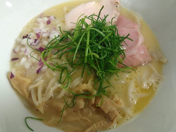 「埼玉県産軍鶏の濃厚中華そば¥979」@中華そば輝羅 from SR7 埼玉フードフェスティバルの写真