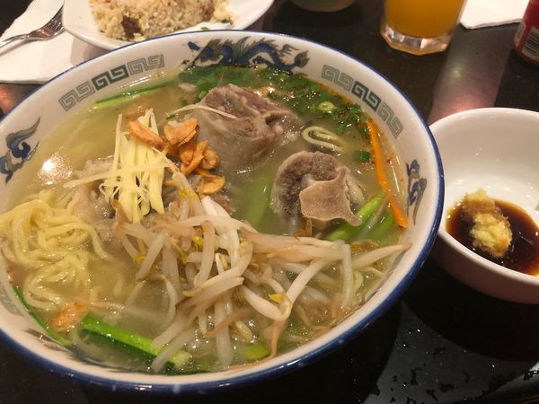 「オックステールラーメン餃子チャーハンセット25＄」@ラーメンなかむらの写真