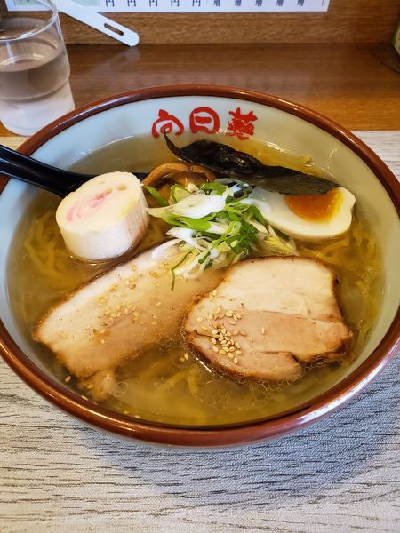 「しおらーめん」@らーめん向日葵の写真