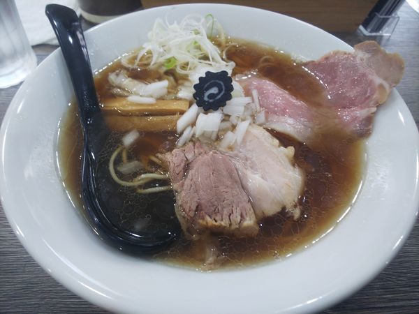 「丸鶏中華そば」@らーめん 虎テツの写真