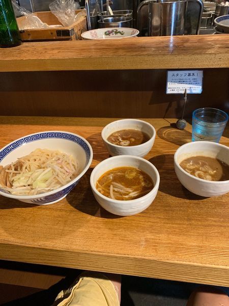 「2色つけ麺 海老醤油 辛味噌 濃厚醤油」@神保町 可以の写真