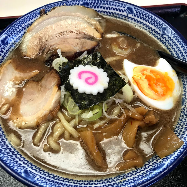 「濃厚ラーメン（麺少なめ）750円」@らーめん・つけめん 満帆 太田本店の写真