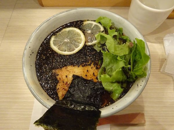 「レモン胡麻べじらーめん」@べじらーめんゆにわの写真