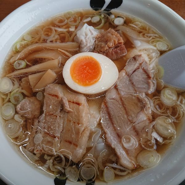 「花鳥風月ラーメン830円」@花鳥風月 酒田本店の写真