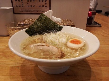 「塩らーめん」@ら〜めん香月 池尻大橋店の写真