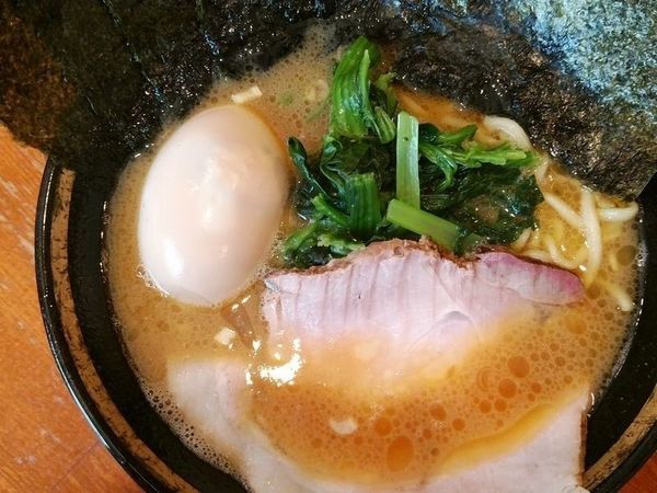 「ラーメン＋味付け玉子＋のり」@末廣家の写真