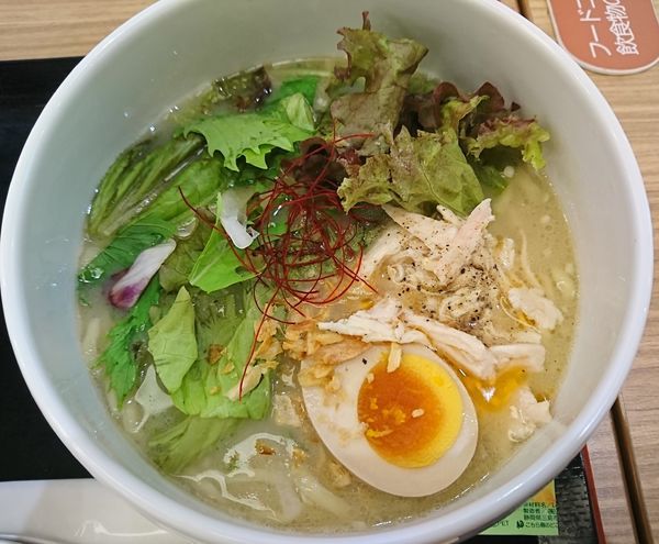 「鶏白湯塩そば(880円税別)」@蔭山樓 ららぽーと富士見店の写真