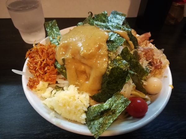 「冷やし中華A麺少なめ950ニンニクマシマシ海老辛」@豚星。の写真