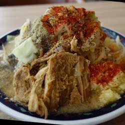 ニボジロー¥780麺増しニンニクヤサイアブラ