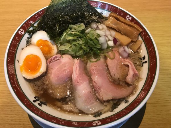 「特製背脂煮干そば ¥1,000」@らーめん セアブラノ神 壬生本店の写真