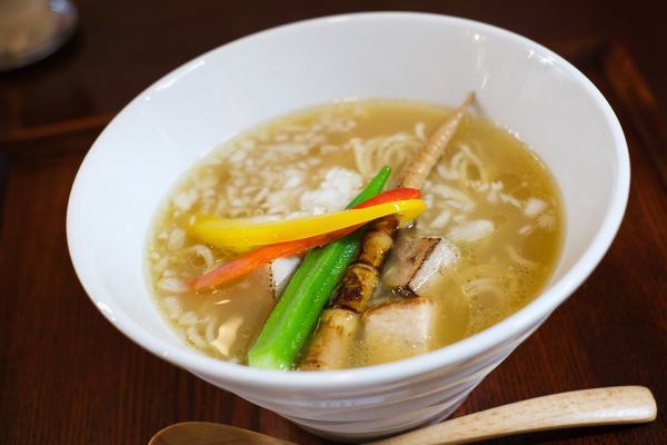 「らーめん」@つけめん らーめん 山の写真