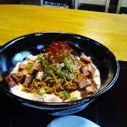 冷やし豆乳坦々麺