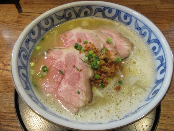 「バリシオラーメン（８００円）」@らー麺屋 バリバリジョニーの写真