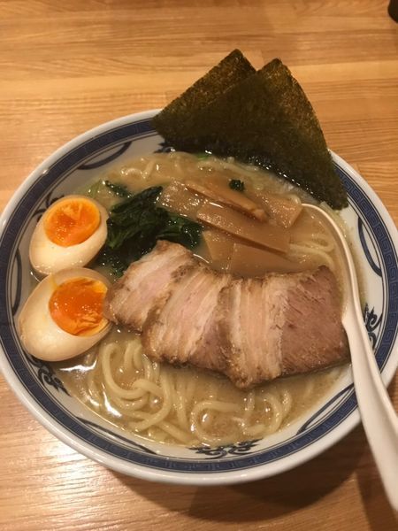 「特製ラーメン」@麺座風水の写真