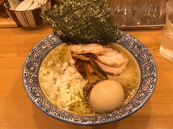 「特製しおそば」@中華そば 笑歩の写真