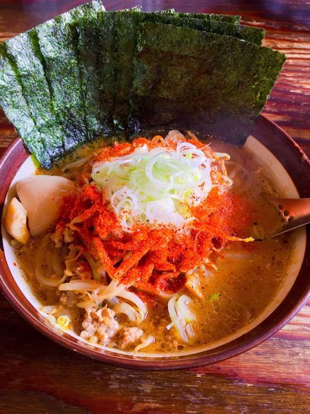 「札幌味噌ラーメン ワケあり味玉 海苔」@らーめん 田中家の写真