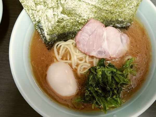 「のりらーめん＋味玉」@横浜家系らーめん 五十三家の写真