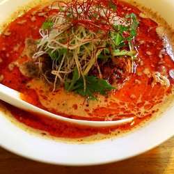 汁有り担々麺(850円)・麺増し(150円)・増し・増し