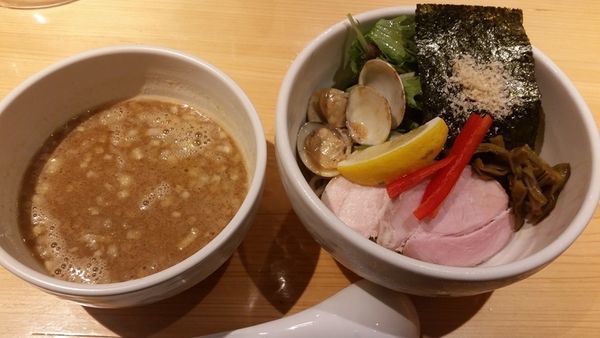 「鶏と蛤の濃厚つけ麺」@Ginza Noodles むぎとオリーブの写真