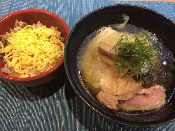 「冷やし塩煮干そば＋穴子飯」@柴崎亭の写真