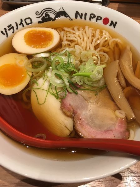 「朝煮干し醤油＋味玉」@ソラノイロ NIPPONの写真