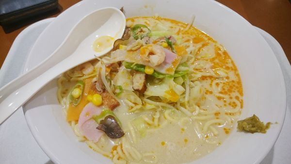 「長崎ちゃんぽん（590円＋税）」@リンガーハット マークイズみなとみらい店の写真