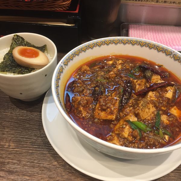 「神田雲林特製麻婆豆腐かけタンメン 辛さレベル3＋中ライス」@雲林坊 日本橋室町店の写真