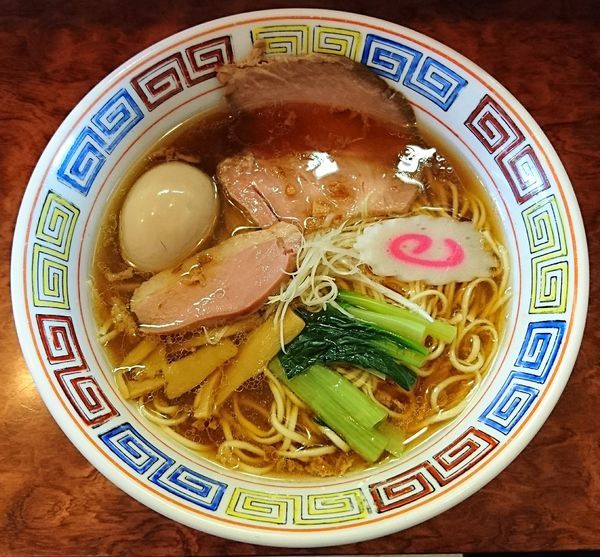 「阿波尾鶏ラーメン＋半熟味玉」@つけ麺 目黒屋の写真