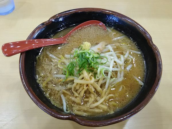 「味噌ラーメン750円」@北海道らーめん 麺処うたり 平塚四之宮店の写真